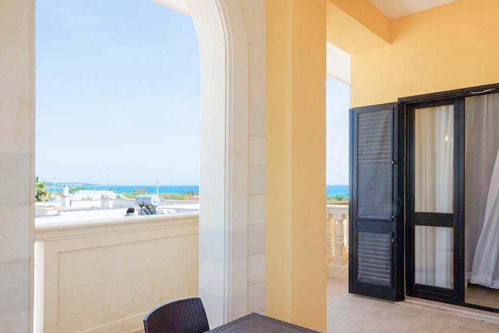 Hotel Salento Gold Beach 마리나 디 페스콜루스 외부 사진