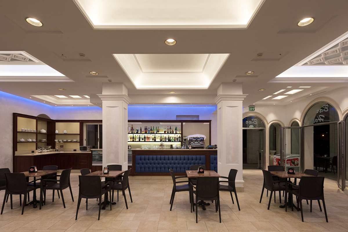 Hotel Salento Gold Beach 마리나 디 페스콜루스 외부 사진