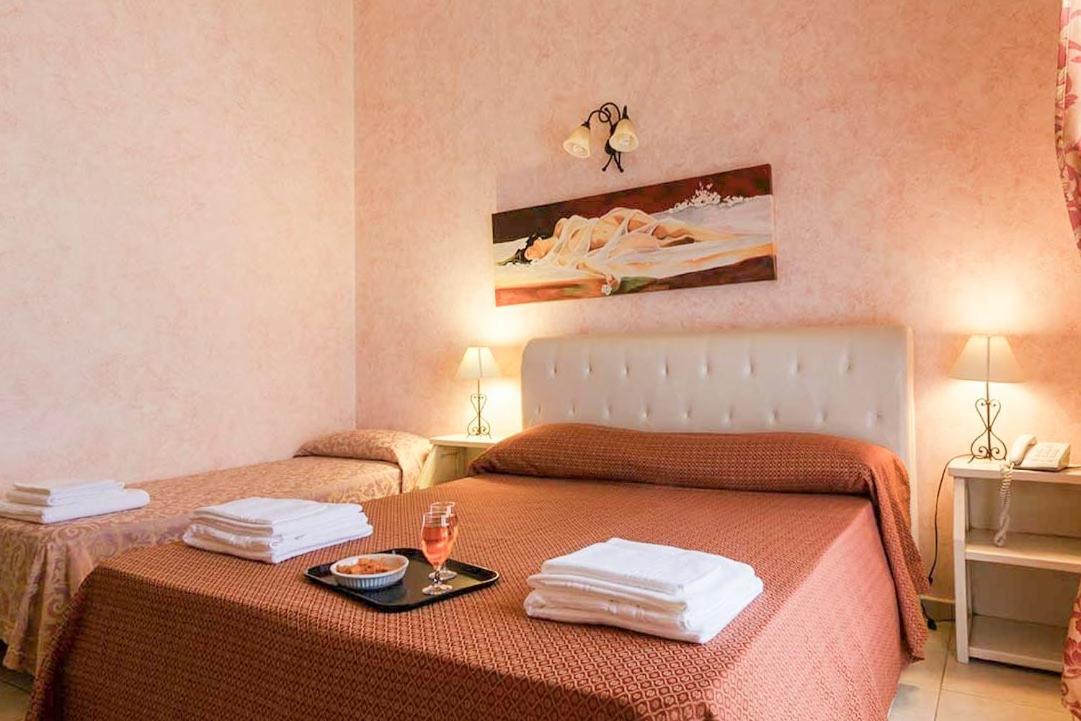 Hotel Salento Gold Beach 마리나 디 페스콜루스 외부 사진